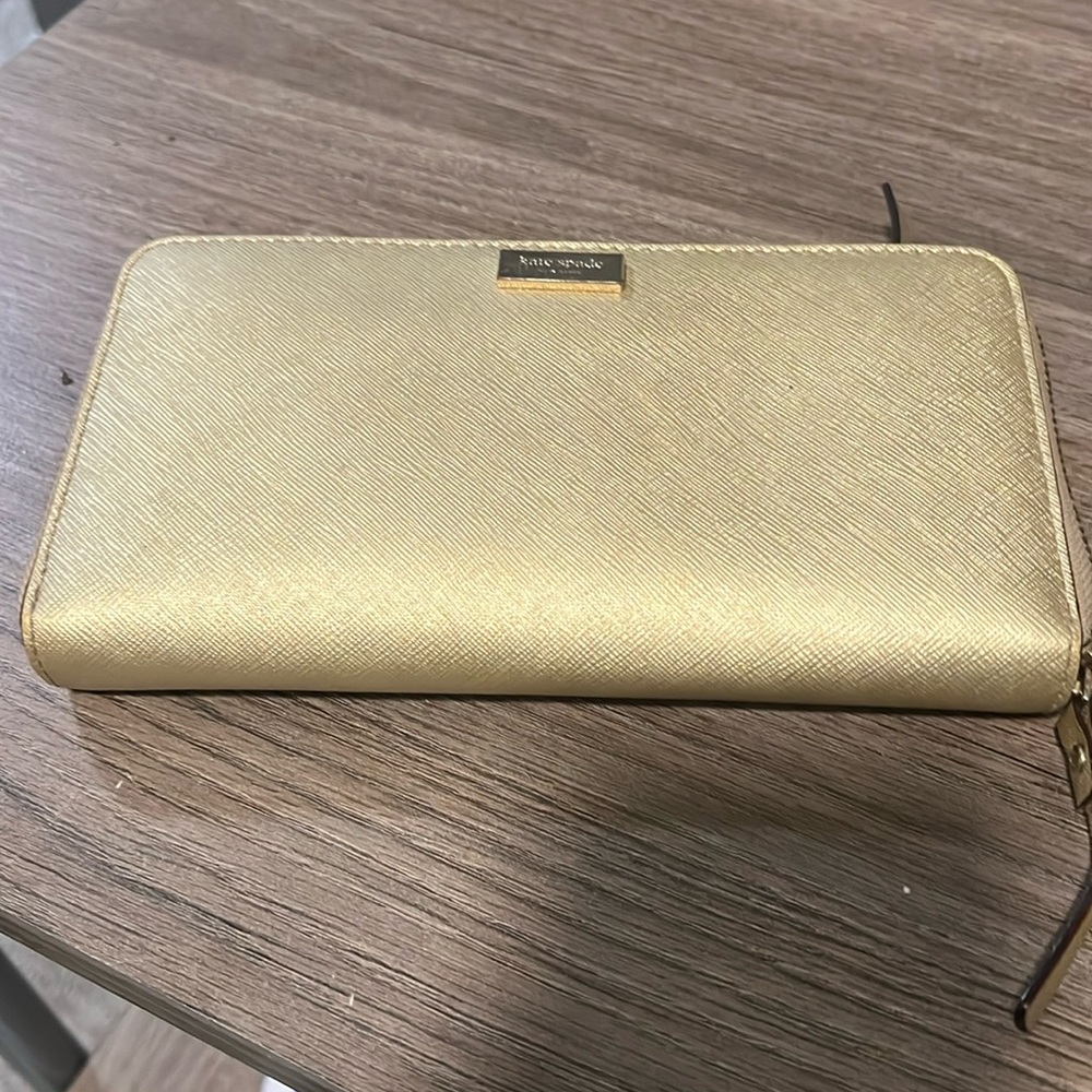Kate spade gold wallet like new